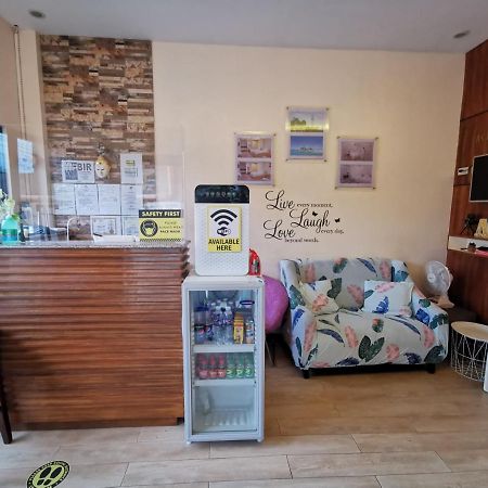 Acrige Apartelle 2-4 Pax Queen @ Heart Of Bogo City Banban Bagian luar foto
